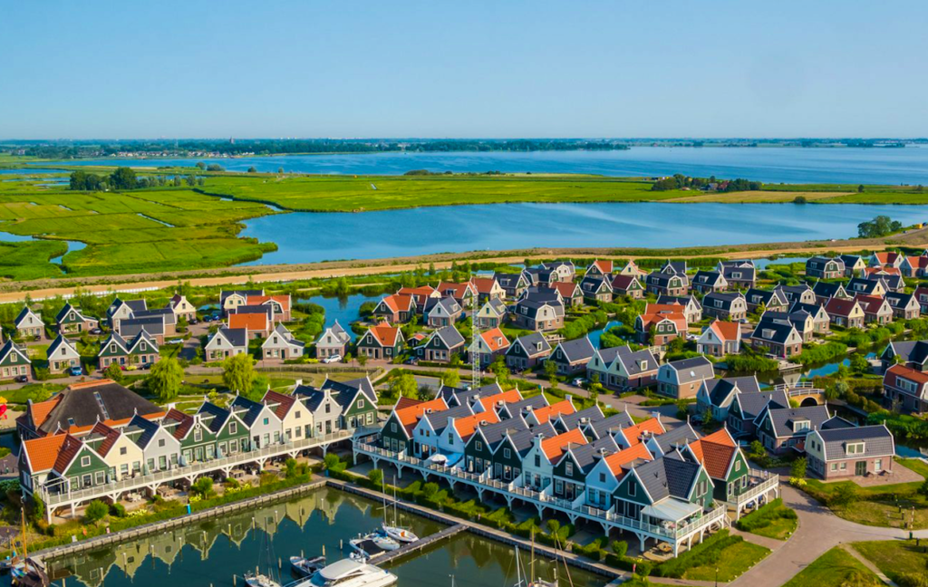Afbeelding bij 3 of 4 nachten verblijven bij EuroParcs Poort van Amsterdam (6 personen)